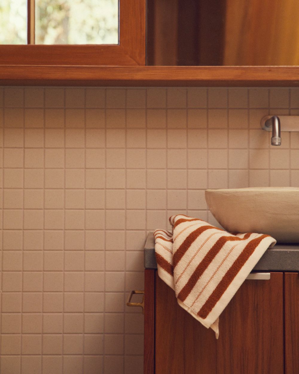 San Luis Hand Towel - Fuyu & Chalk