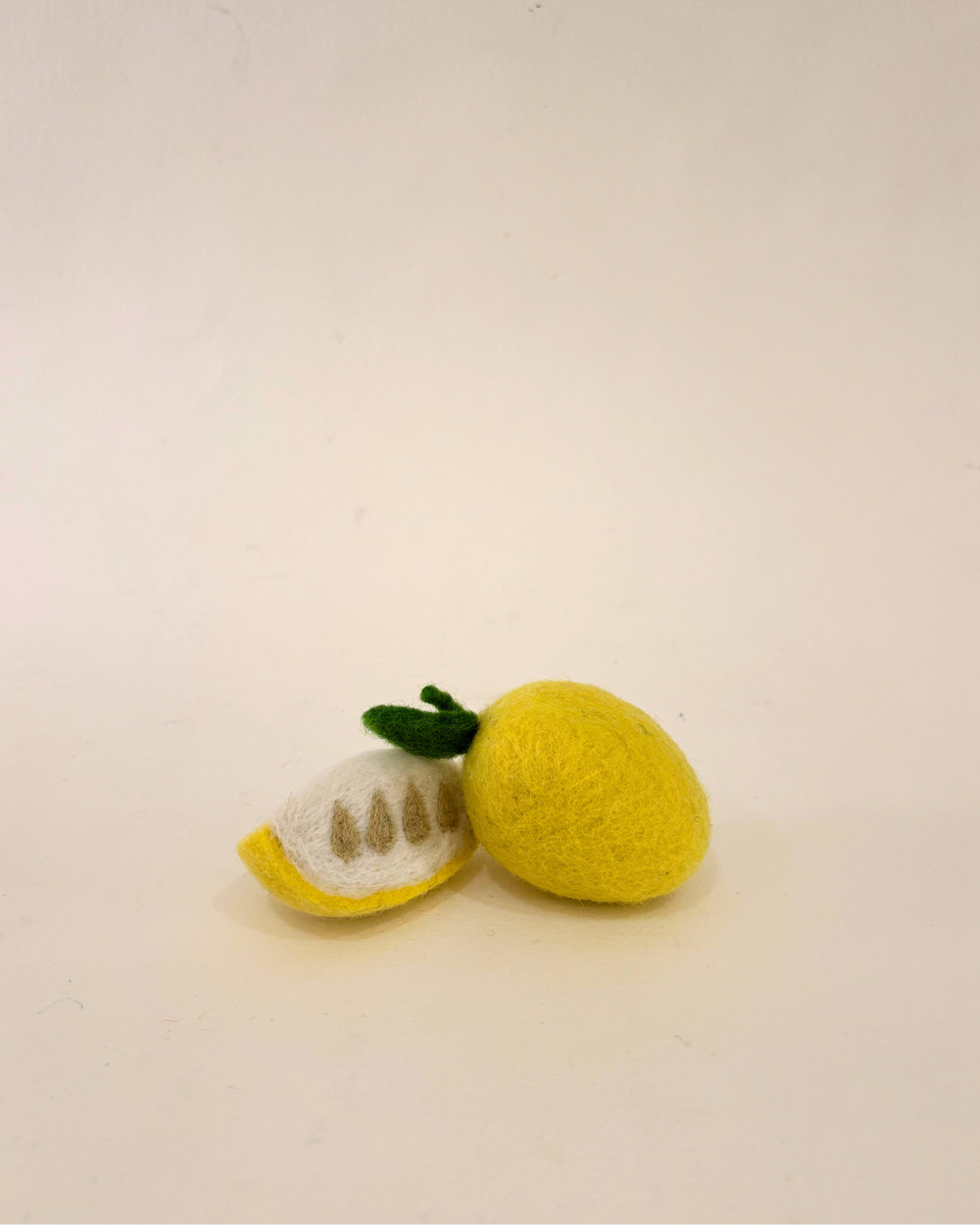 Felt Lemons - 2pc