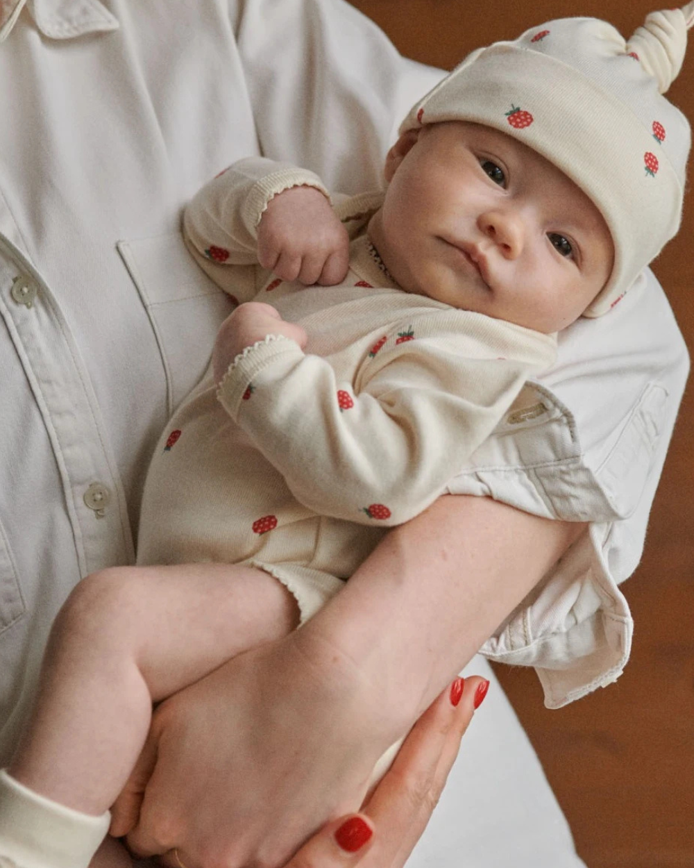 Organic Cotton Longsleeve Bodysuit - Raspberry Print