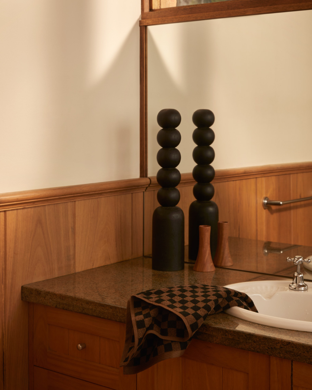 Josephine Hand Towel - Tabac & Noir