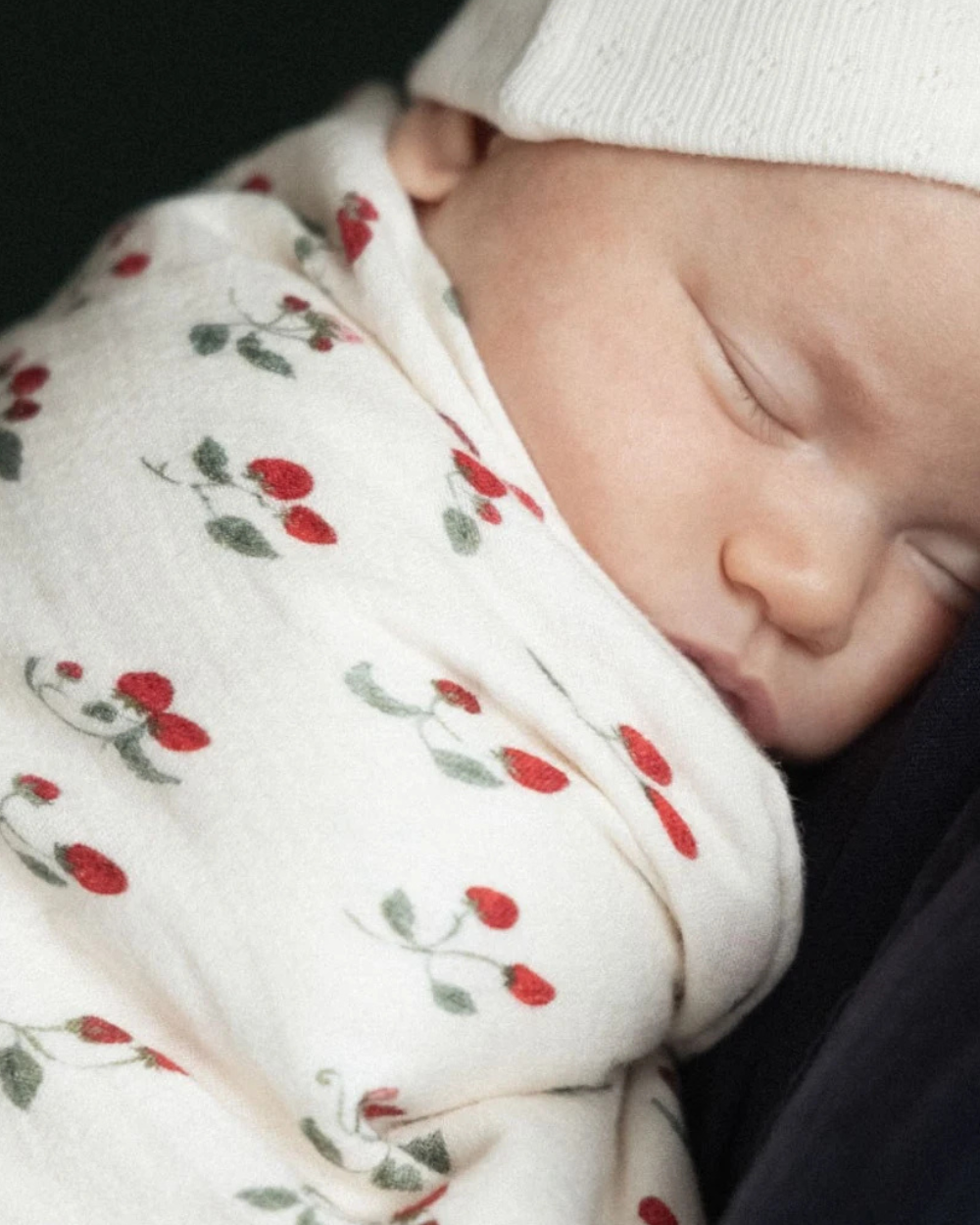 Muslin Wrap - Strawberry Blush Print