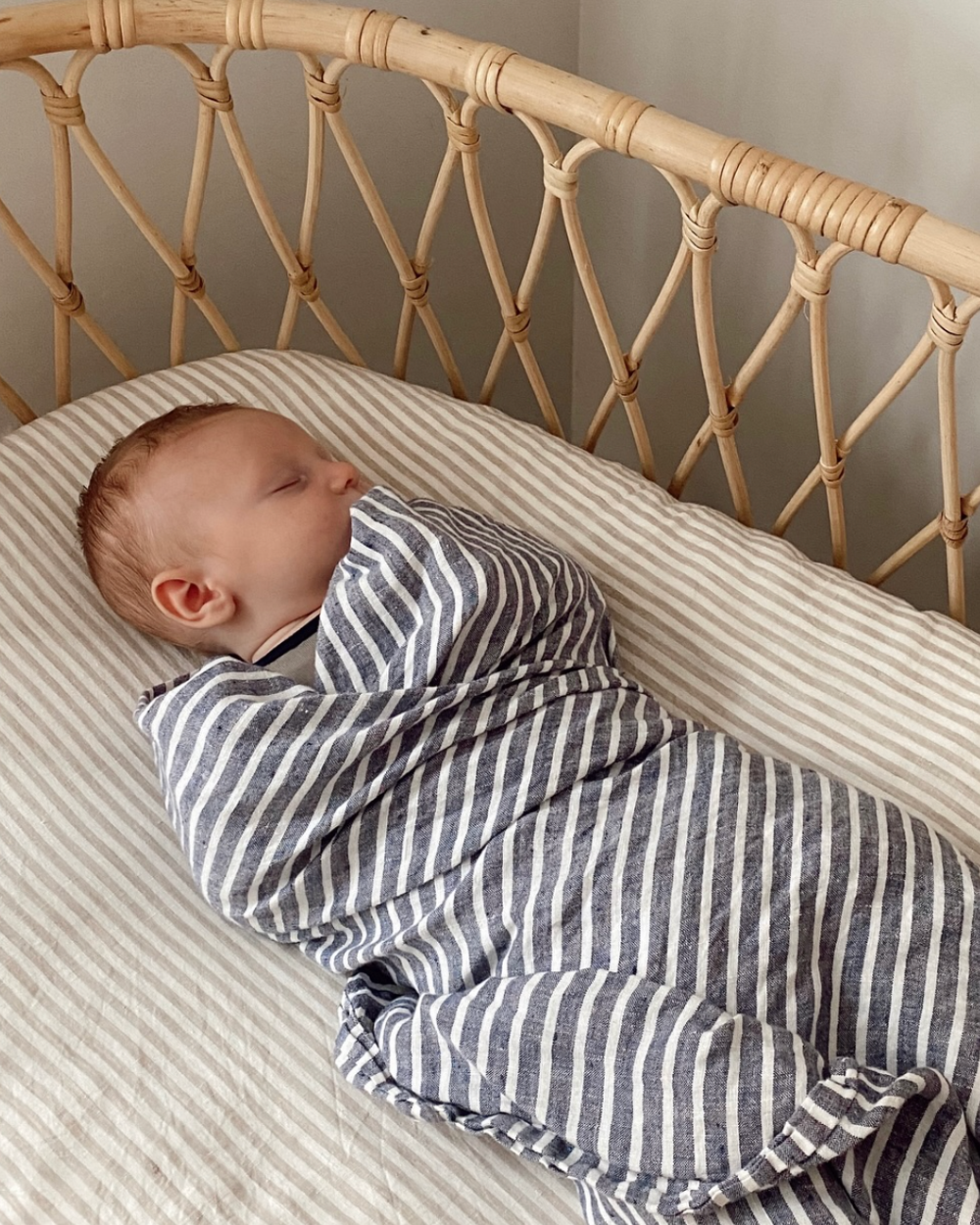 Bassinet Fitted Sheet - Natural Stripe
