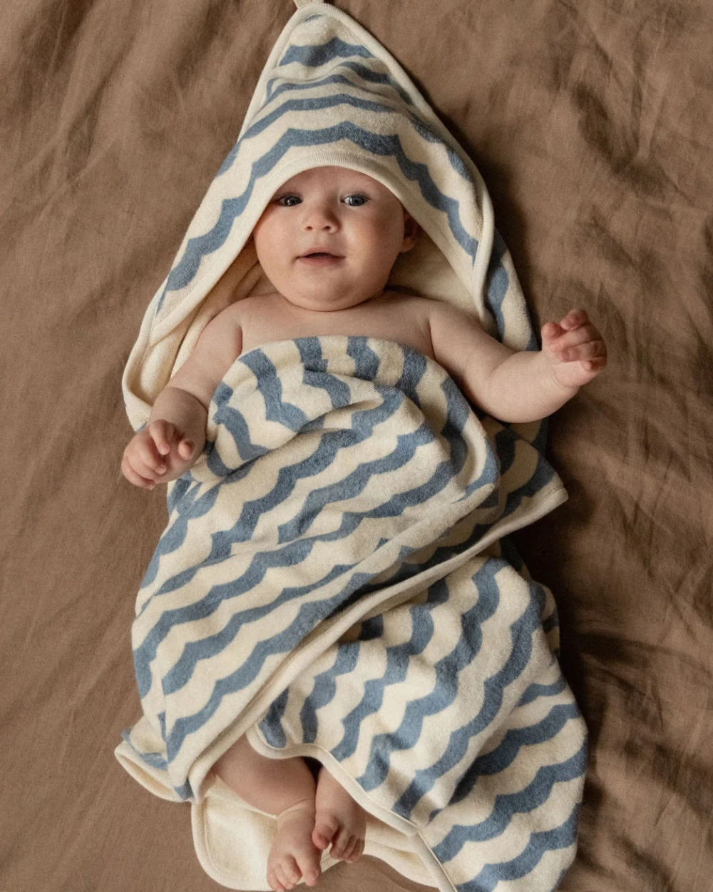 Hooded Bath Towel - Waves Print