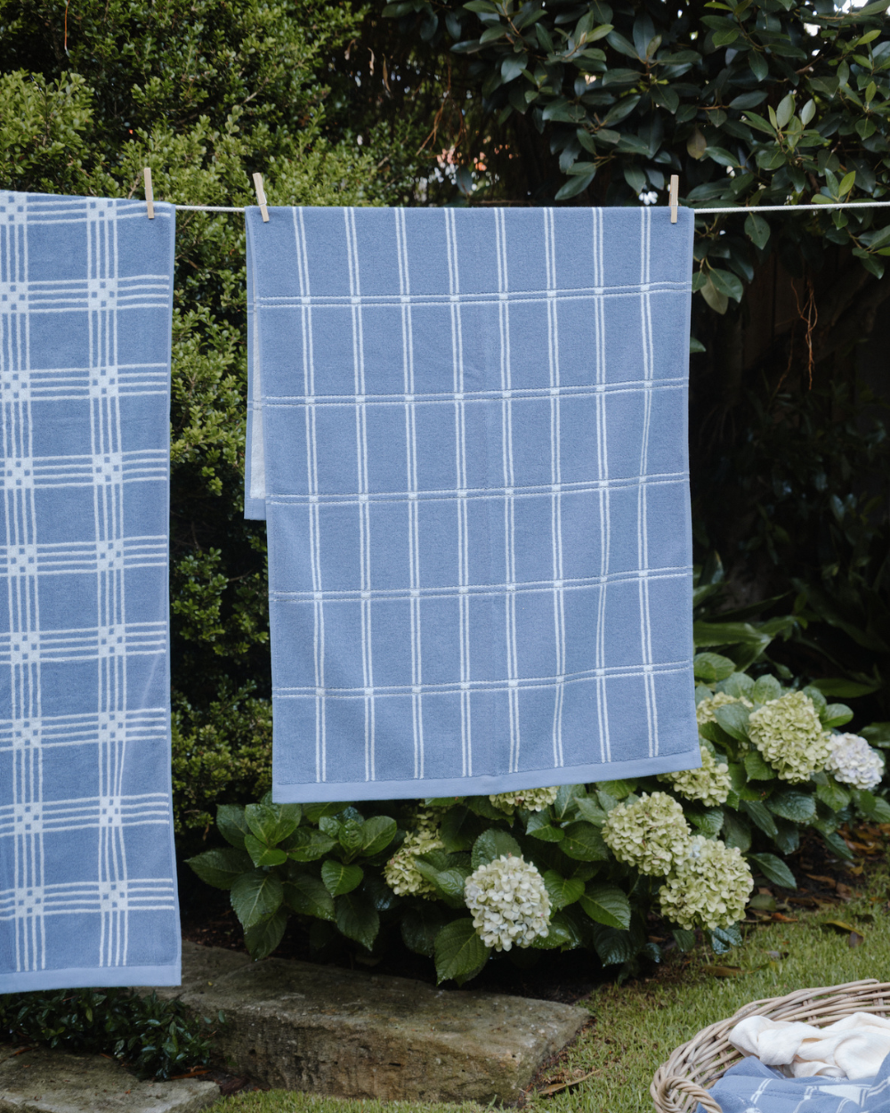 Sorn Bath Towel - Celeste & Chalk