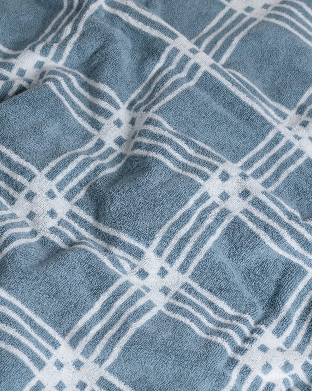 Frisa Pool Towel - Celeste & Chalk