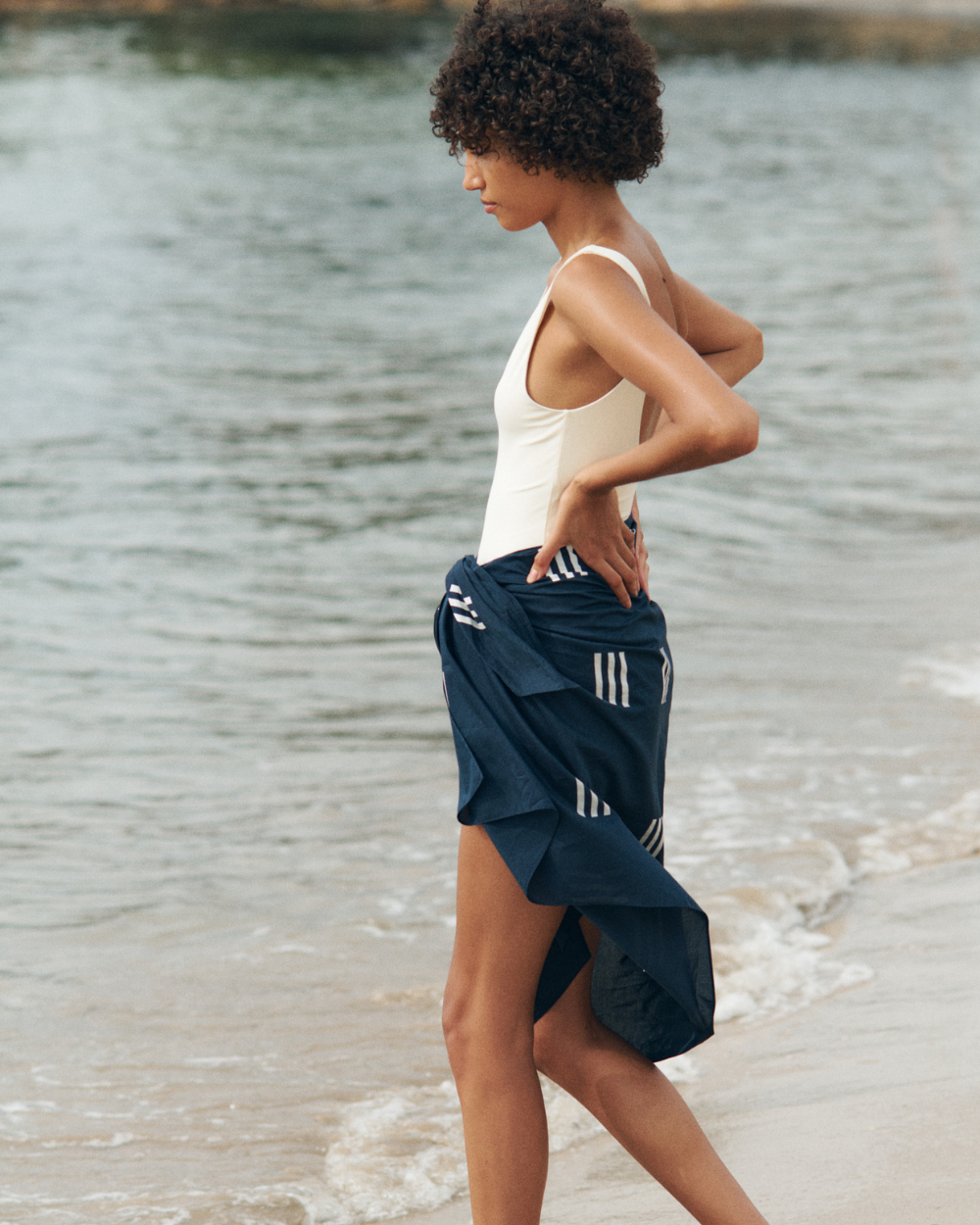 Tasman Sarong - Obsidian & Stone