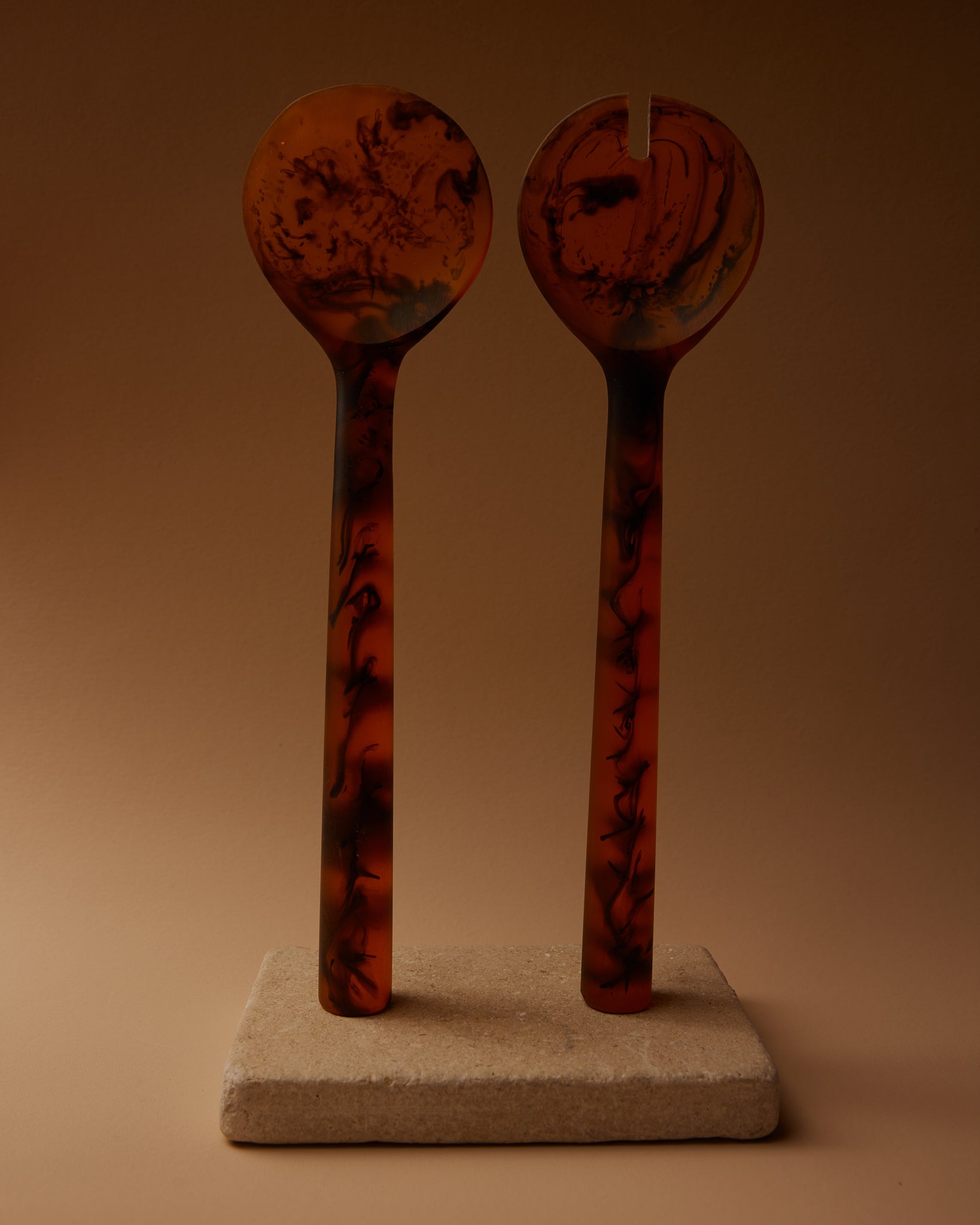 Flow Resin Salad Server - Earth