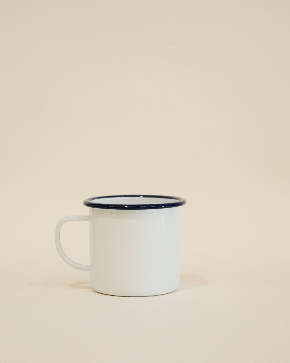 Falcon Enamel Mug 500ml - White with Blue Rim