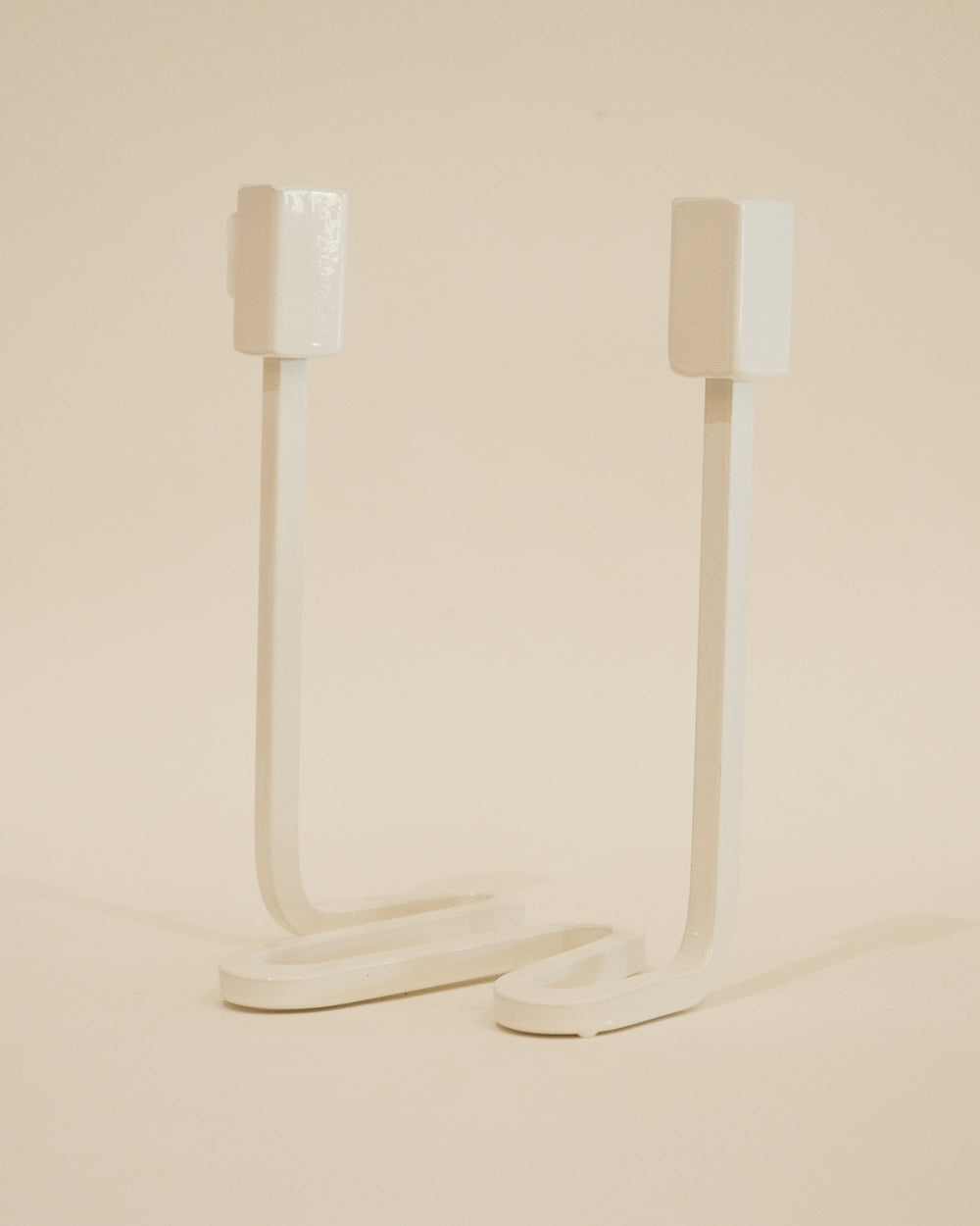 Shockwave Candelabra - Off White