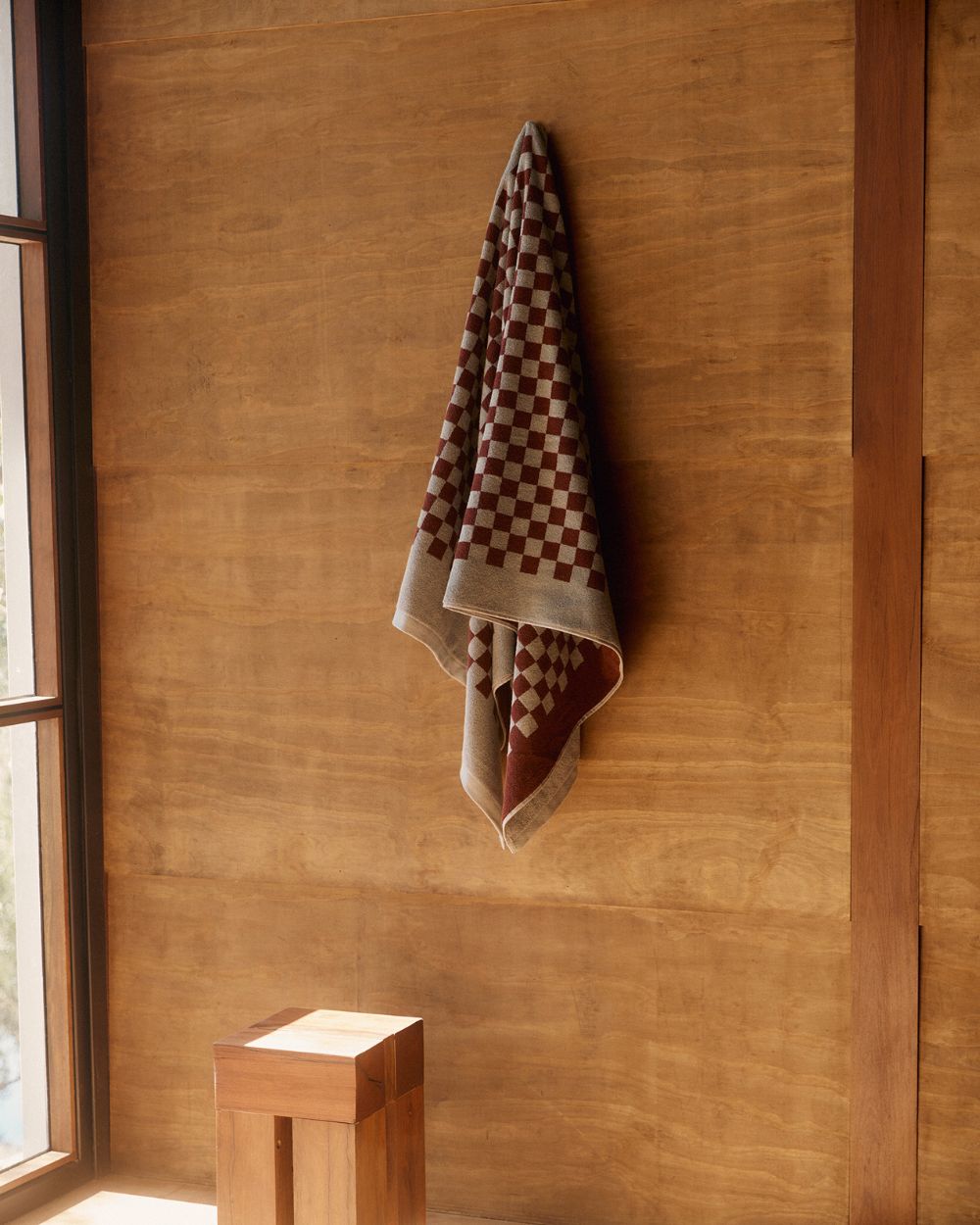 Roman Pool Towel - Cement & Rhus
