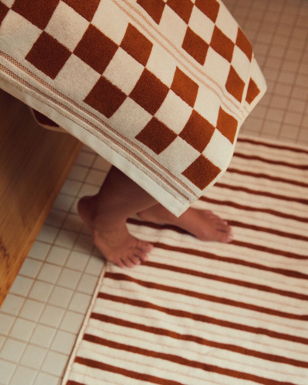Echo Bath Mat - Fuyu & Chalk