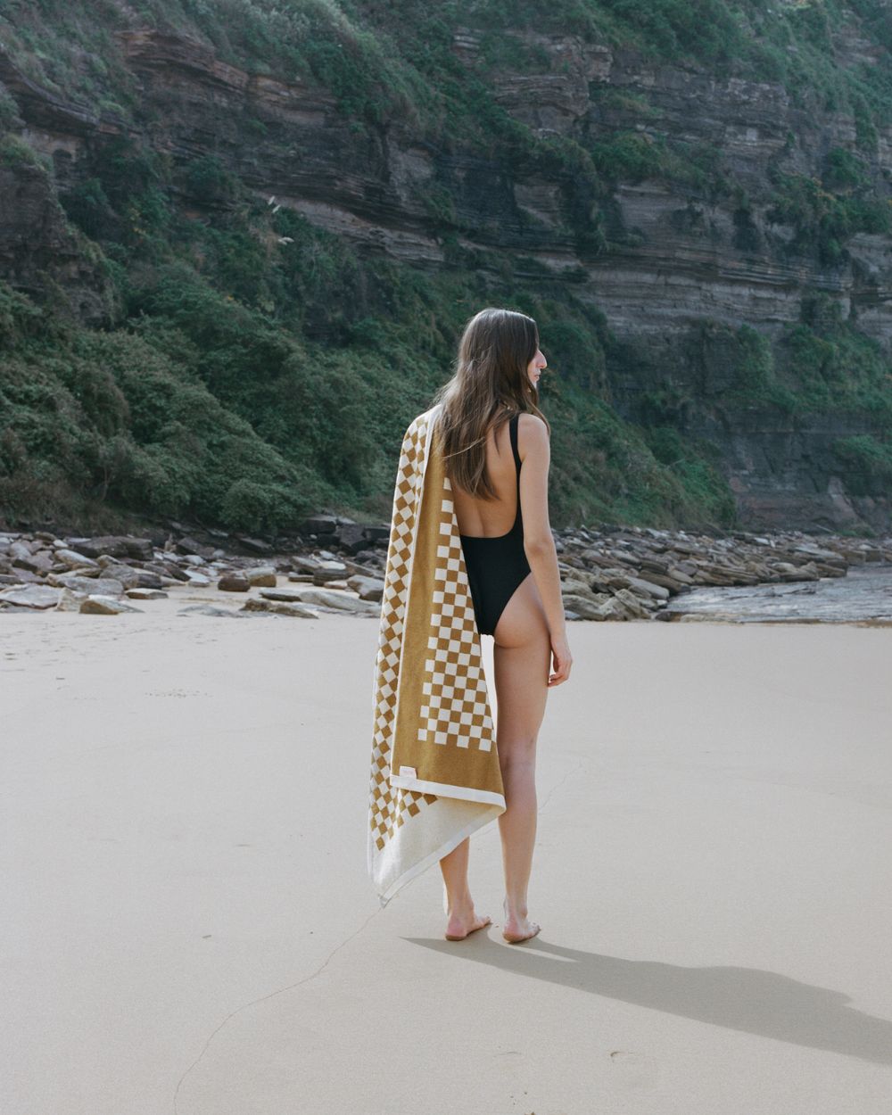 Roman Pool Towel - Cedar & Sand