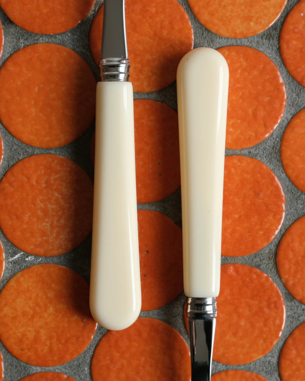 Cheese Knife Small - Ivory