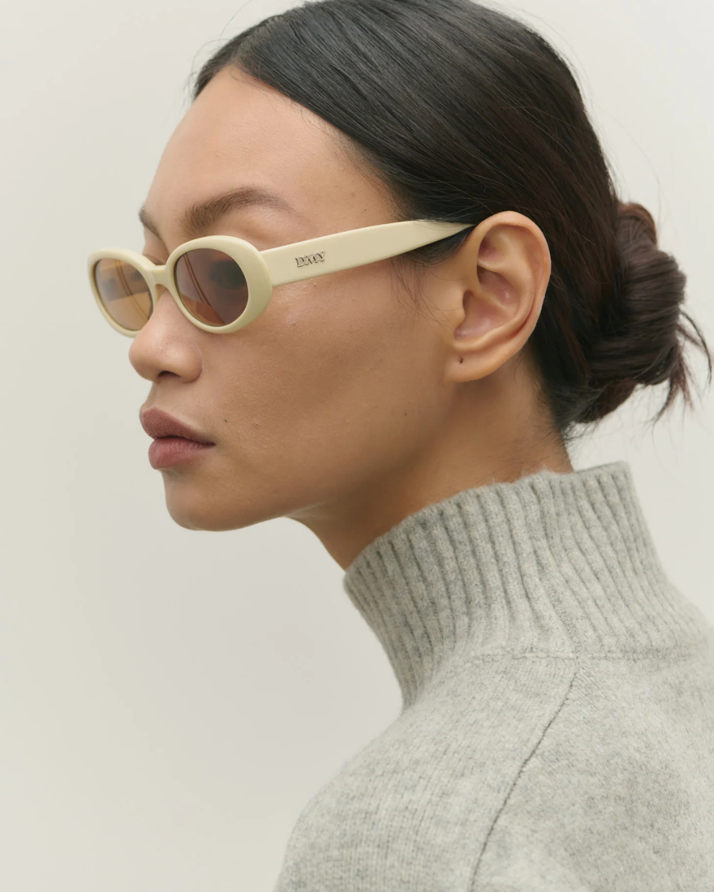 Valentina Sunglasses - Ivory
