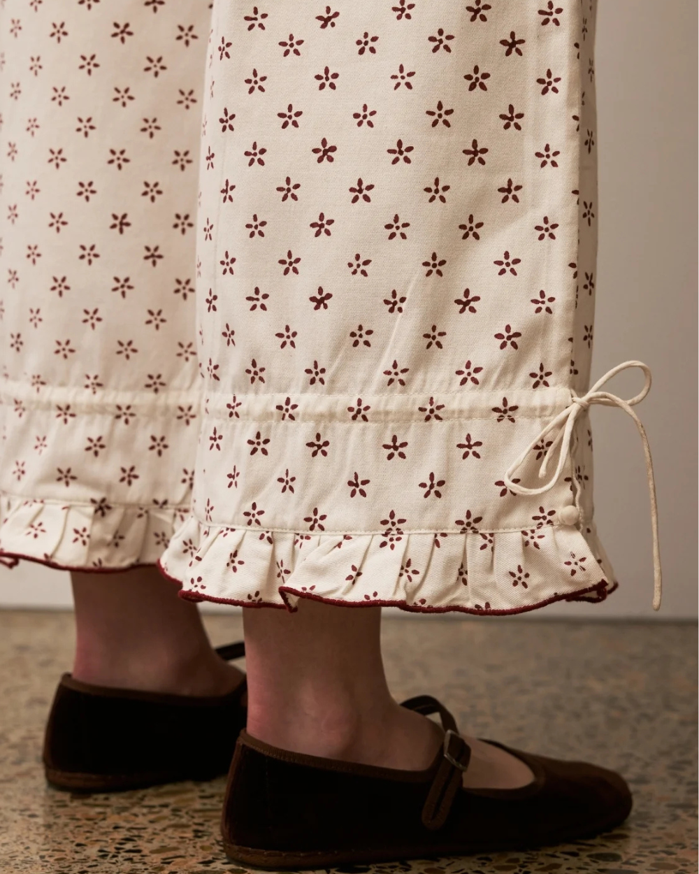 Amelia Pants - Daisy Print