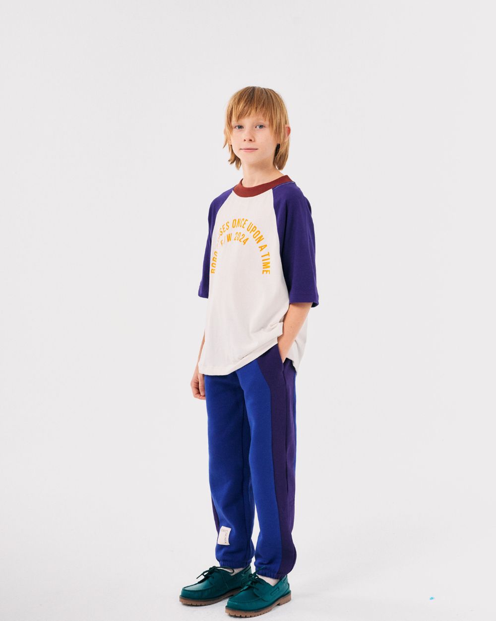 Circle Raglan Sleeves T-shirt