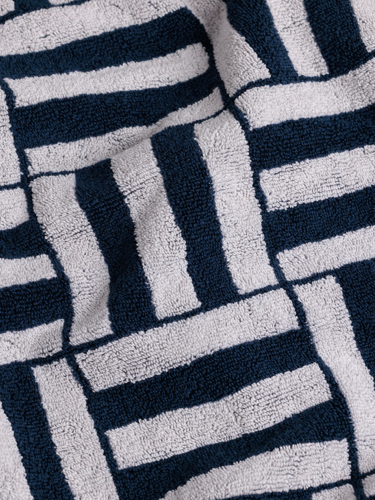 Willis Pool Towel - Obsidian & Stone